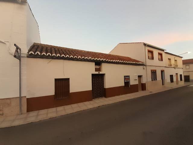 Casa-chalet en Venta en N/A en Almodóvar del Campo