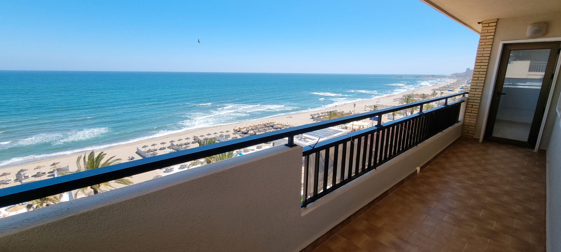 Bedroom of Flat for sale in Fuengirola  with Air Conditioner, Terrace and Storage room