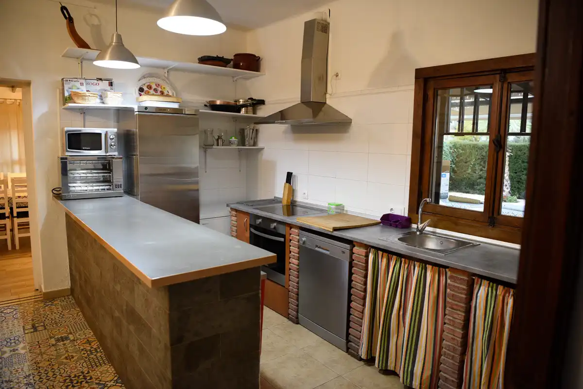 Kitchen of Houses for rent in El Bosque  with Air Conditioner, Private garden and Terrace