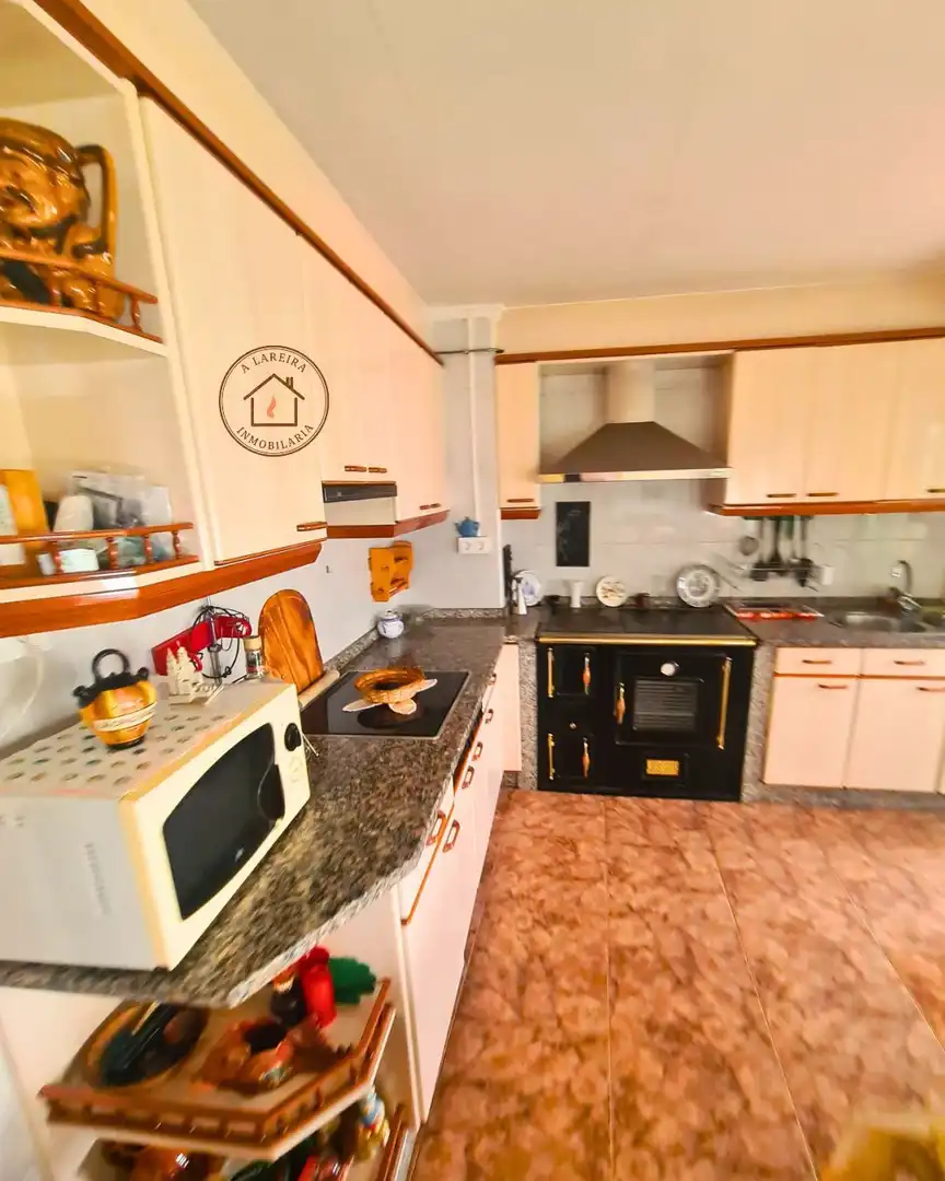 Cocina de Casa o chalet en venta en Monforte de Lemos con Calefacción, Jardín privado y Terraza