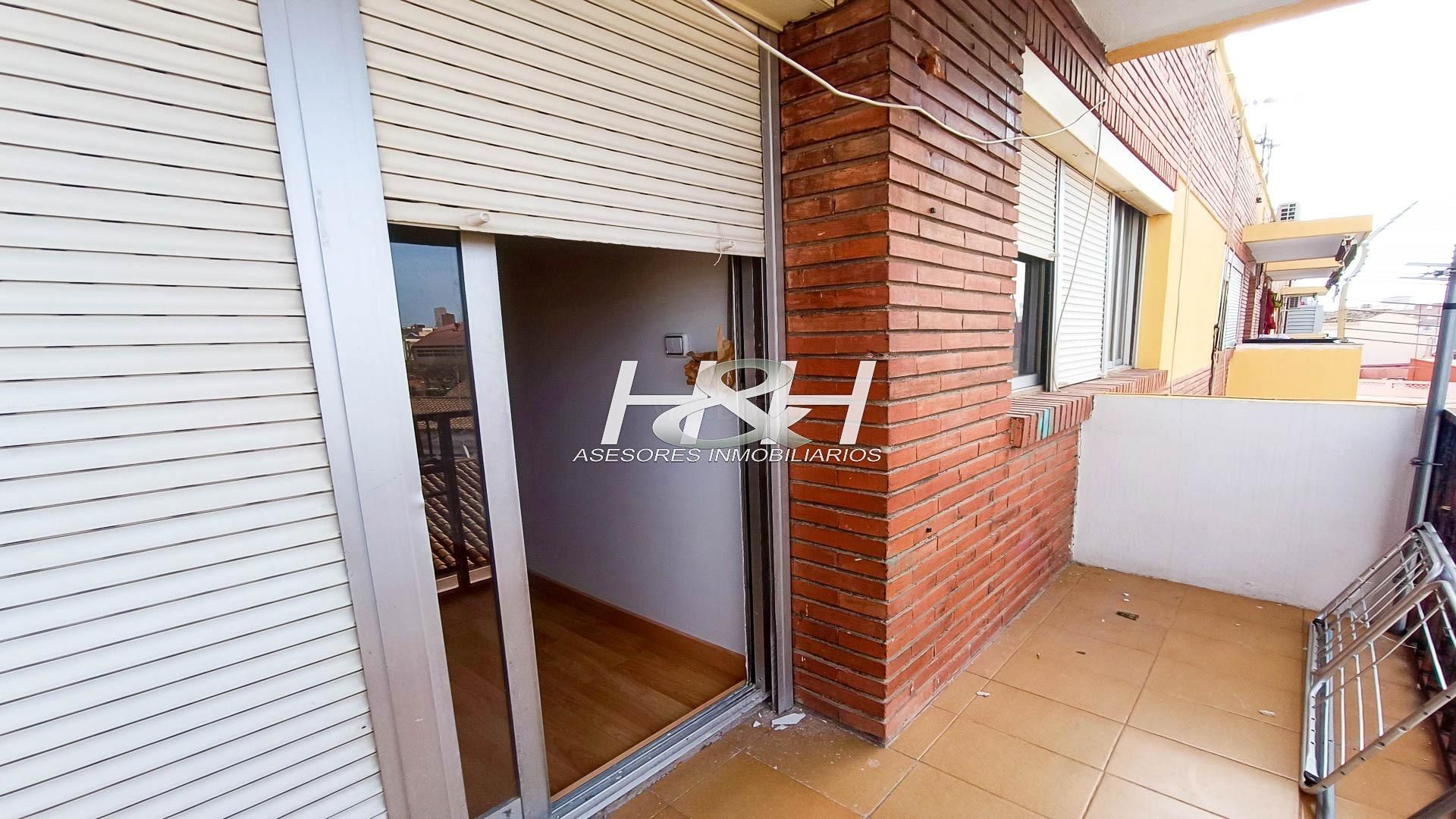 Terraza de Piso en venta en Burjassot con Balcón