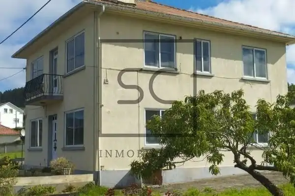 Vista exterior de Casa o xalet en venda en Ortigueira amb Jardí privat i Balcó