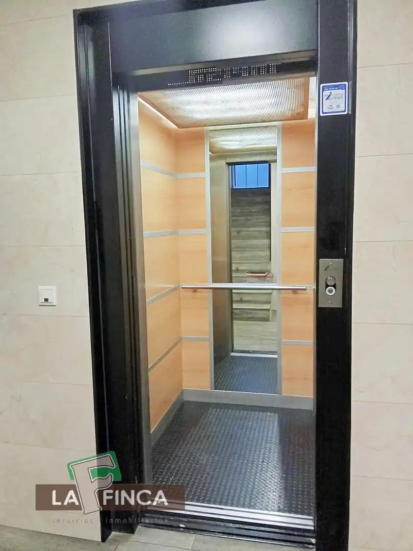 Piso en venta en Castrillón con Calefacción, Parquet y Terraza