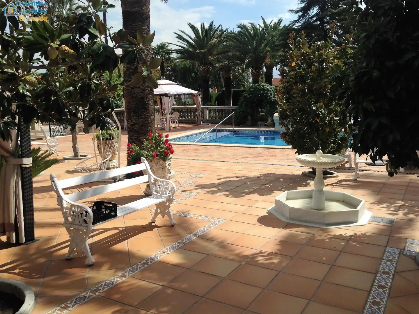 Piscina de Casa o chalet en venta en Granada con Aire acondicionado, Jardín privado y Trastero