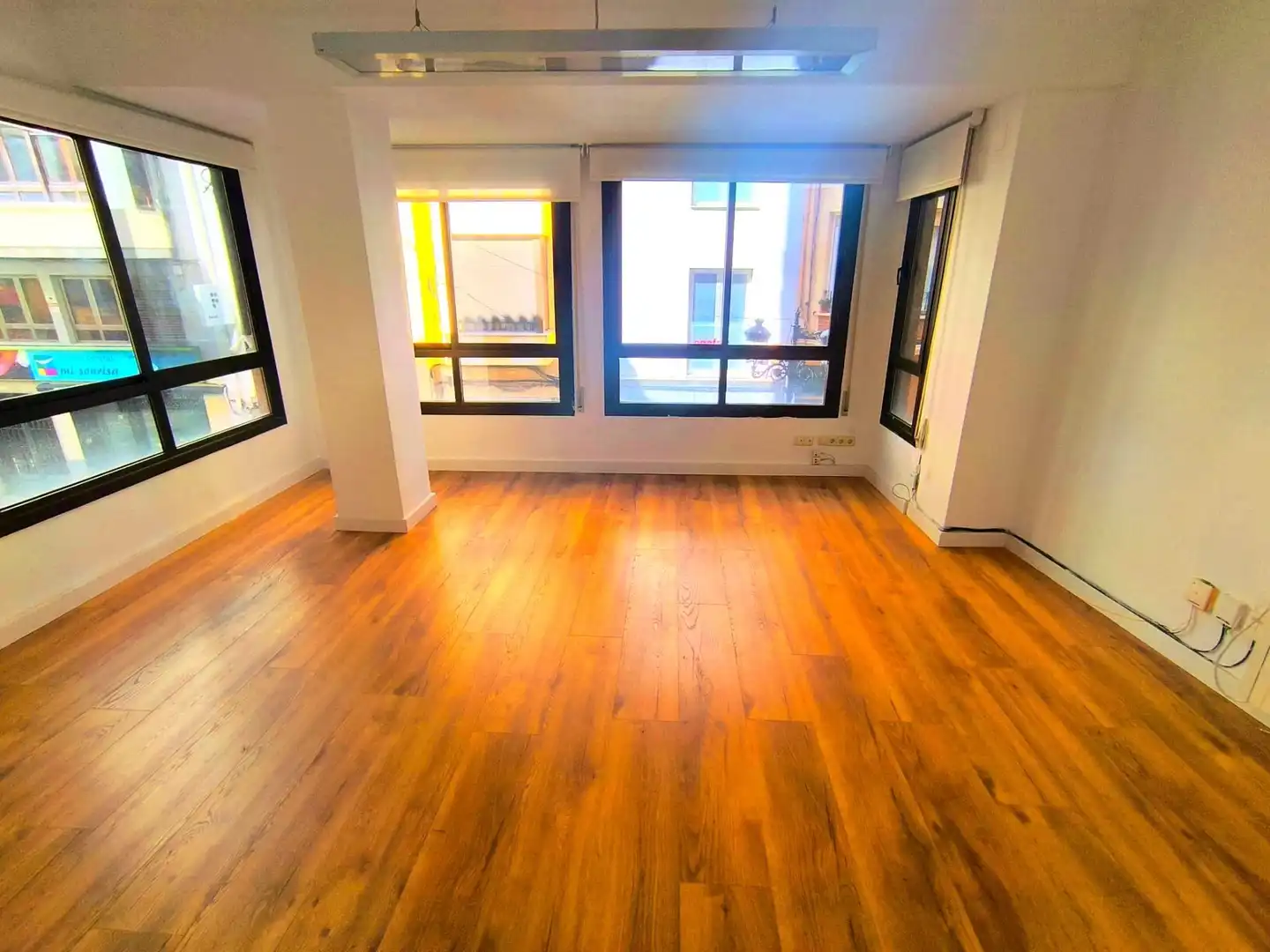 Vista exterior de Apartamento en venta en Castellón de la Plana / Castelló de la Plana con Aire acondicionado y Parquet