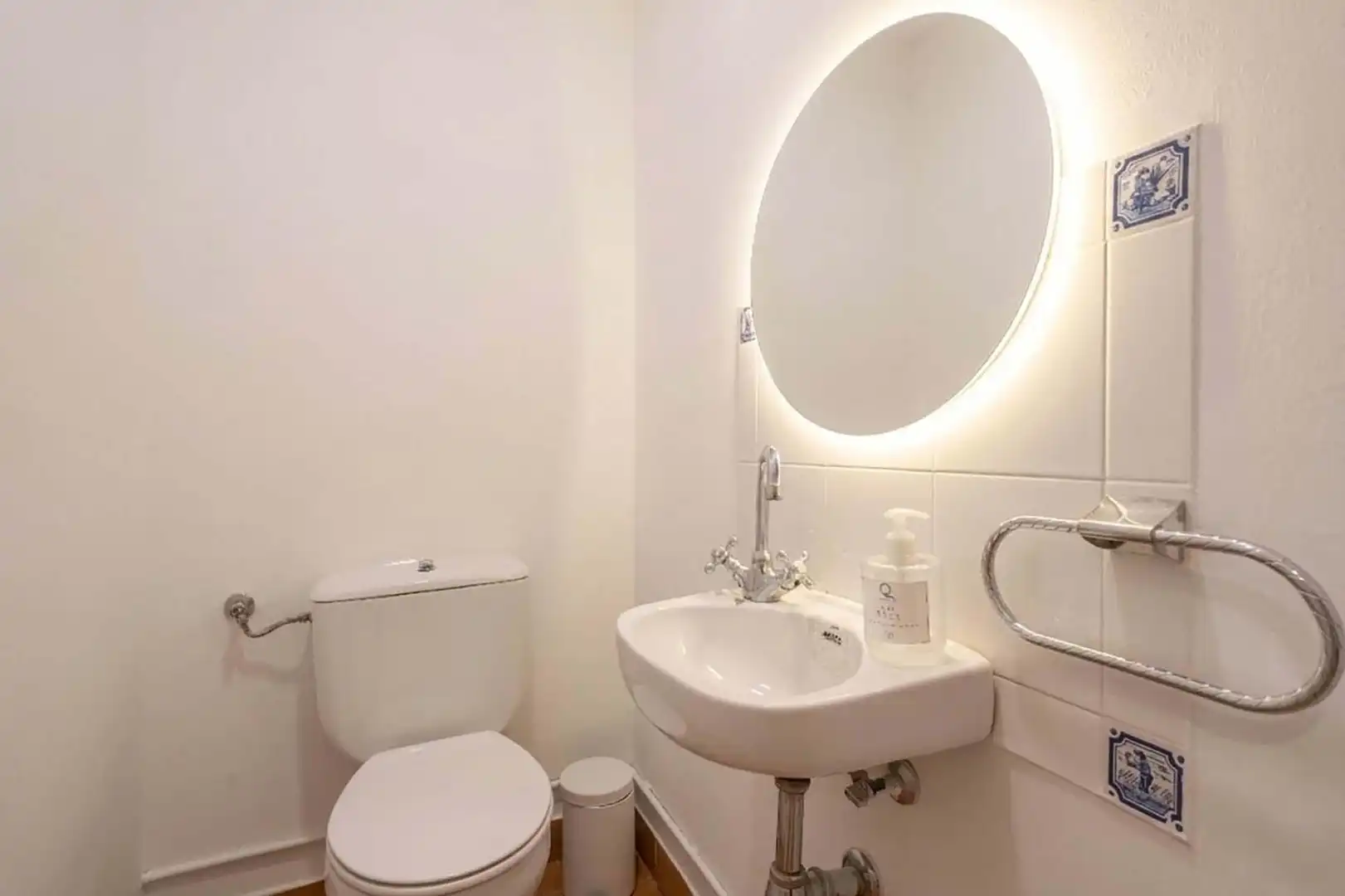 Baño de Oficina de alquiler en Madrid con Aire acondicionado y Calefacción