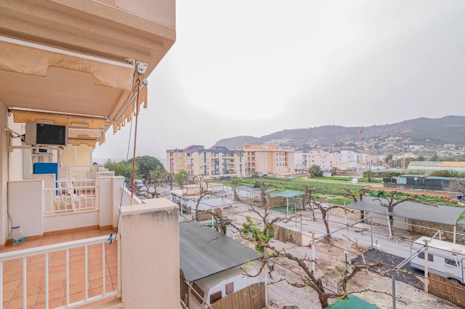 Vista exterior de Piso en venta en Almuñécar con Aire acondicionado, Trastero y Balcón