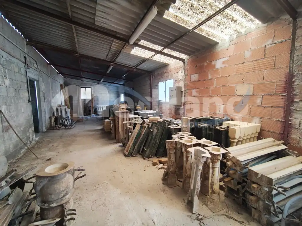 Nave industrial de alquiler en Villajoyosa / La Vila Joiosa
