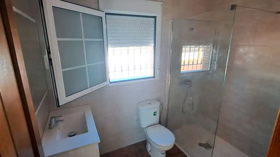 Bany de Casa o xalet en venda en Catral amb Jardí privat i Terrassa