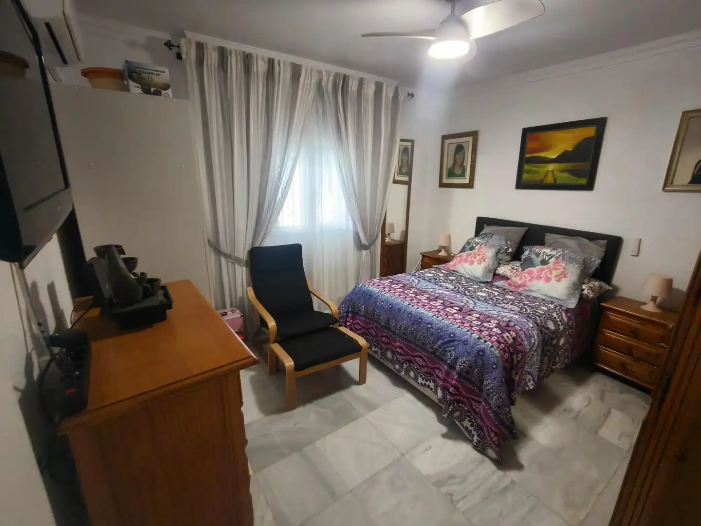 Bedroom of Houses for sale in Chiclana de la Frontera  with Air Conditioner, Swimming Pool and Alarm