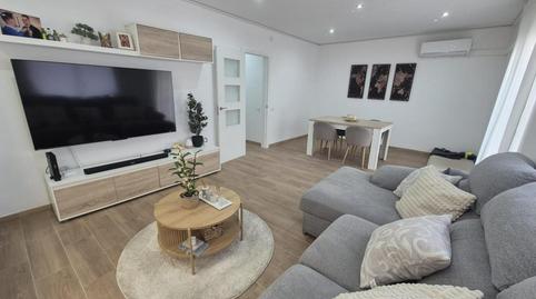 Foto 4 de Piso en venta en Carrer Edisson, Les Roquetes, Barcelona