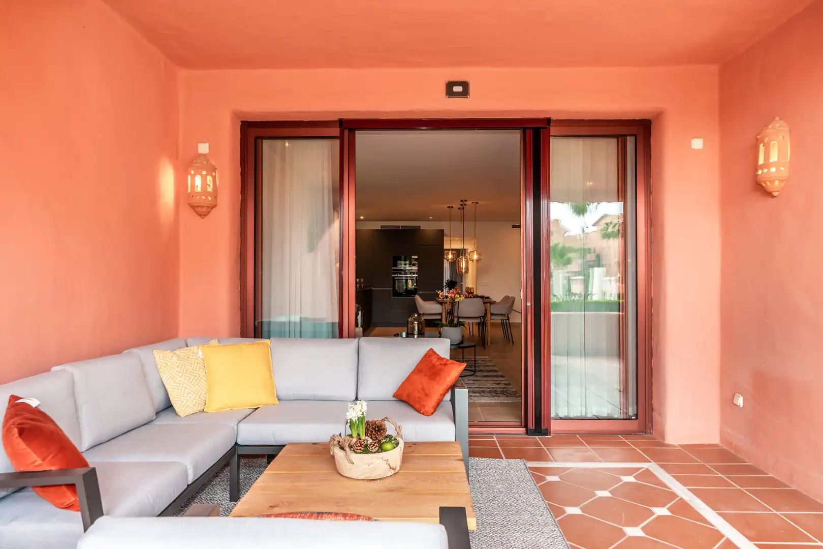 Terraza de Planta baja en venta en Estepona con Aire acondicionado, Calefacción y Parquet