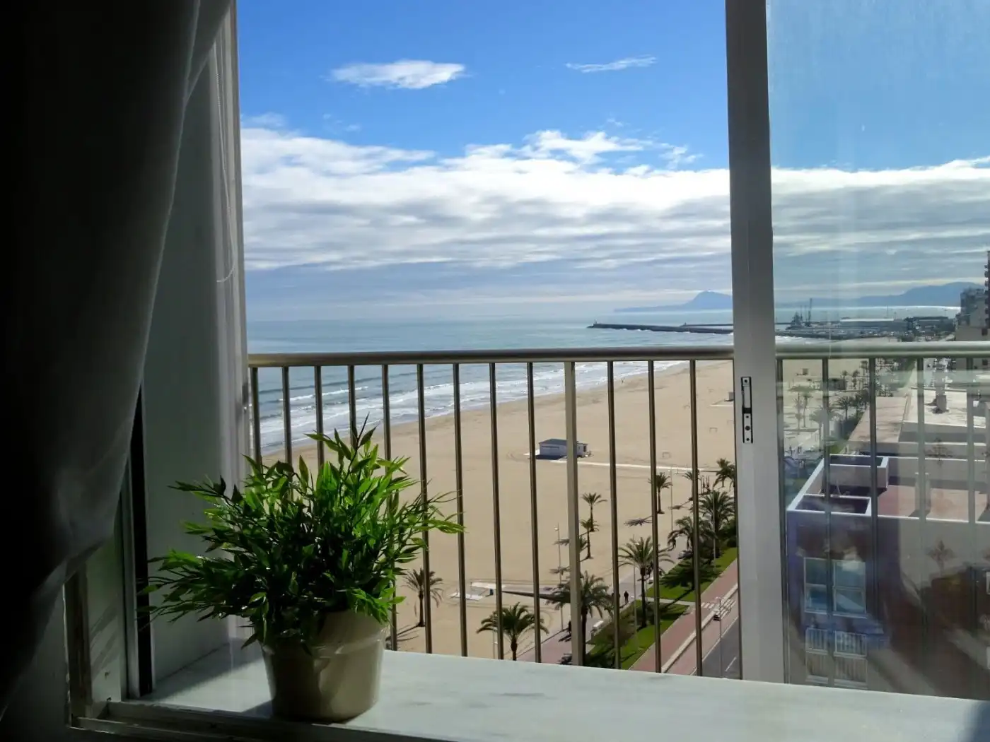 Apartament amb piscina de lloguer a Passeig maritim neptu, imagen 4