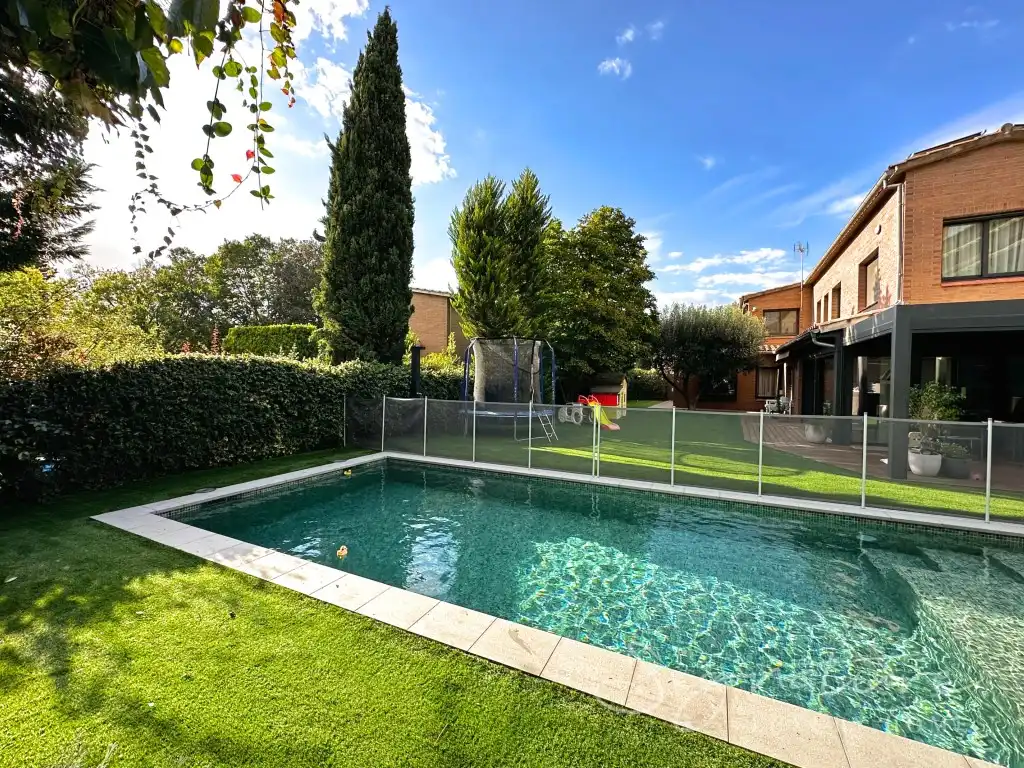 Houses for sale in Golf - Can Trabal