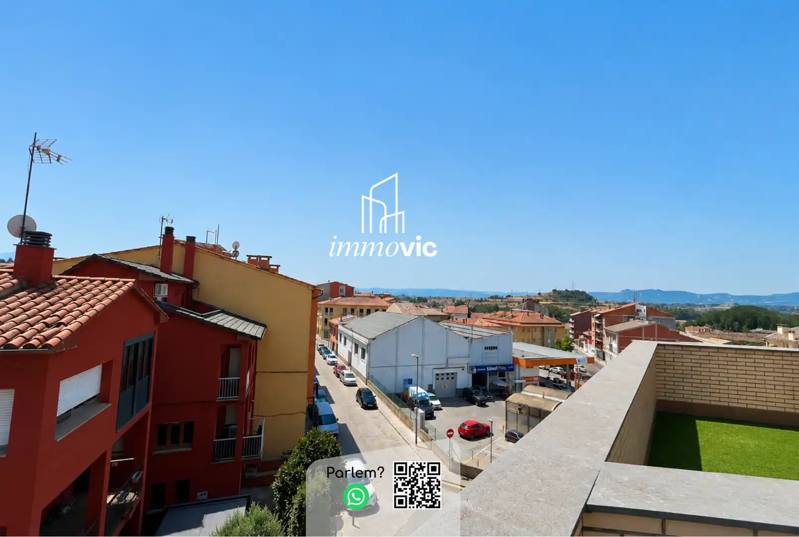 Vista exterior de Dúplex en venta en Roda de Ter con Calefacción, Parquet y Terraza