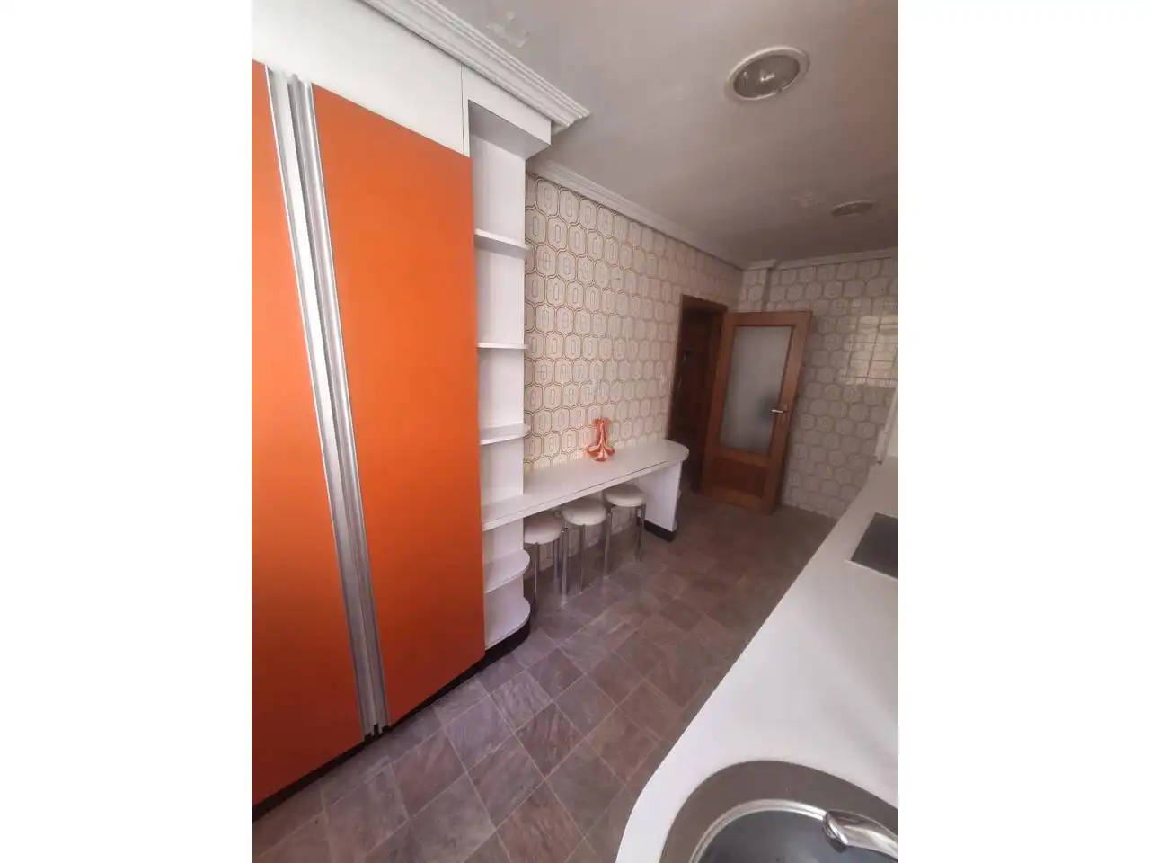 Kitchen of Flat for sale in Fuenlabrada  with Air Conditioner, Heating and Parquet flooring