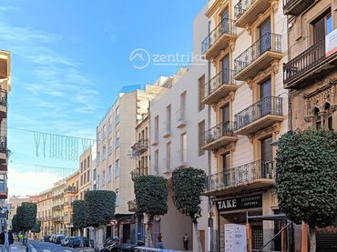 Pis amb ascensor en venda a Raval de Sant Pere