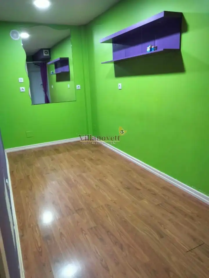Local comercial en venda a Redondela