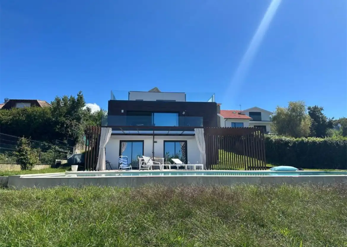 Xalet amb terrassa en venda a Estrada Pola Vía 121, imagen 3