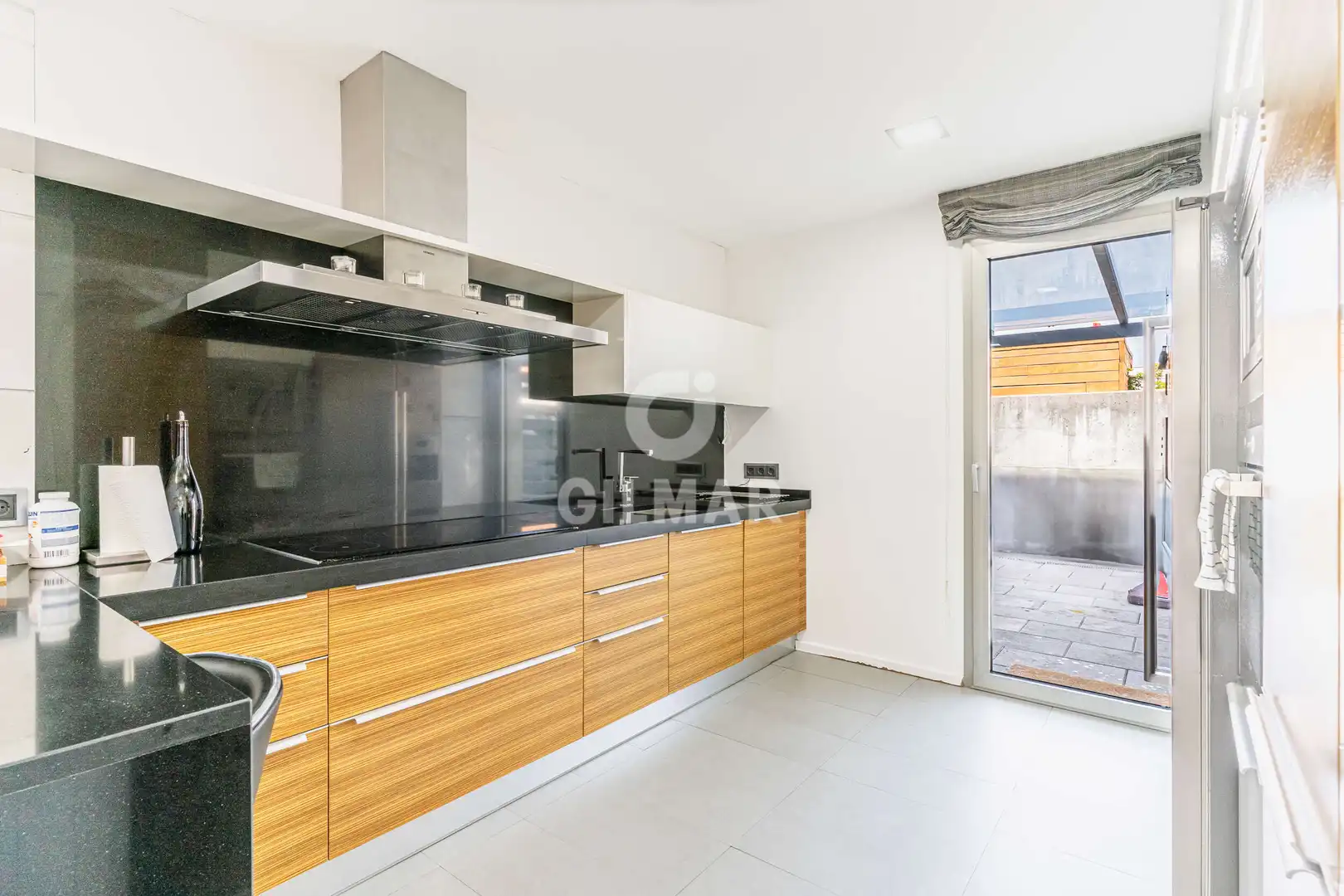 Casa adosada en venta en Valdemarín