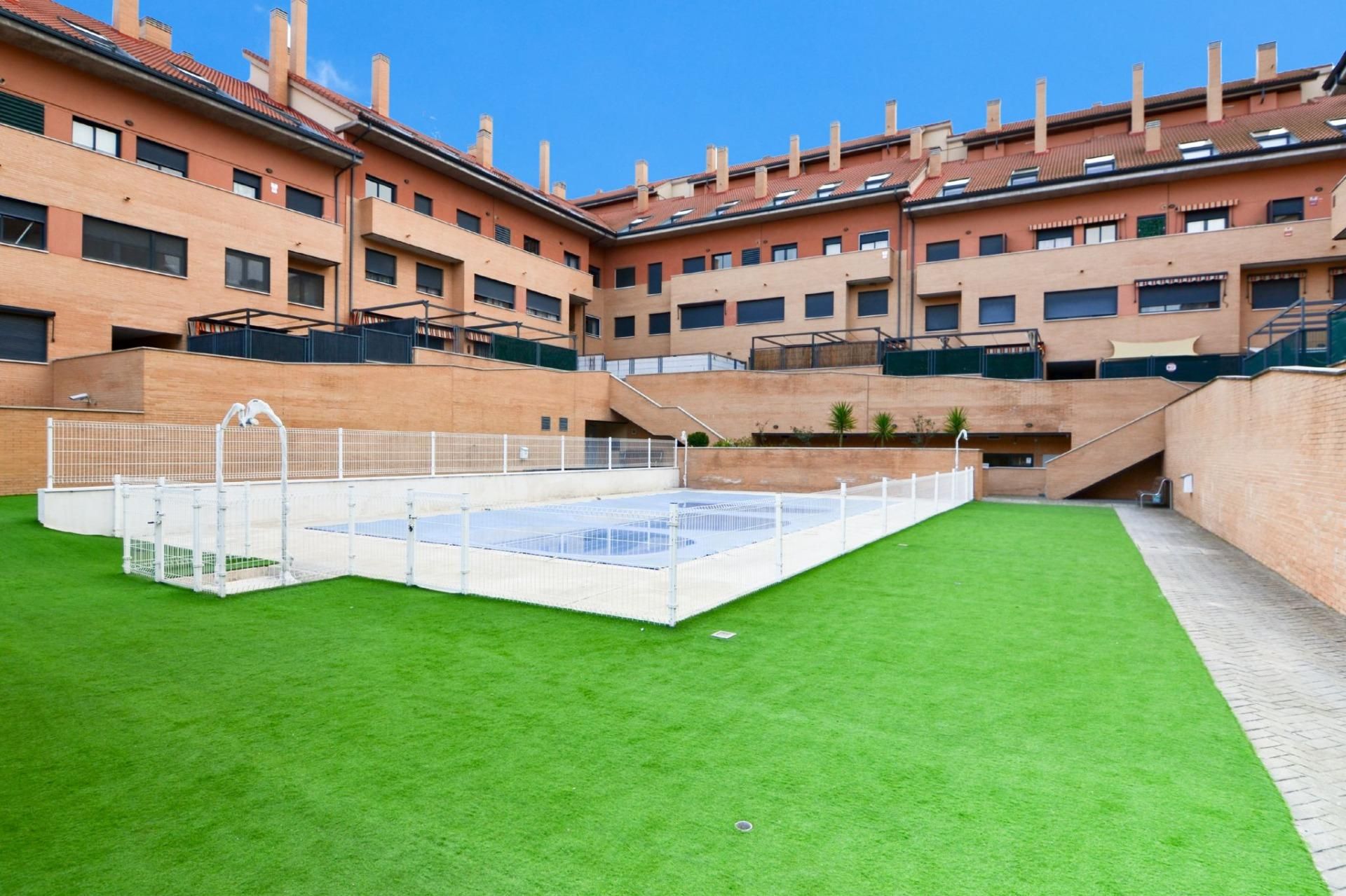 Dúplex en venda a Calle de Valconejo, Méntrida