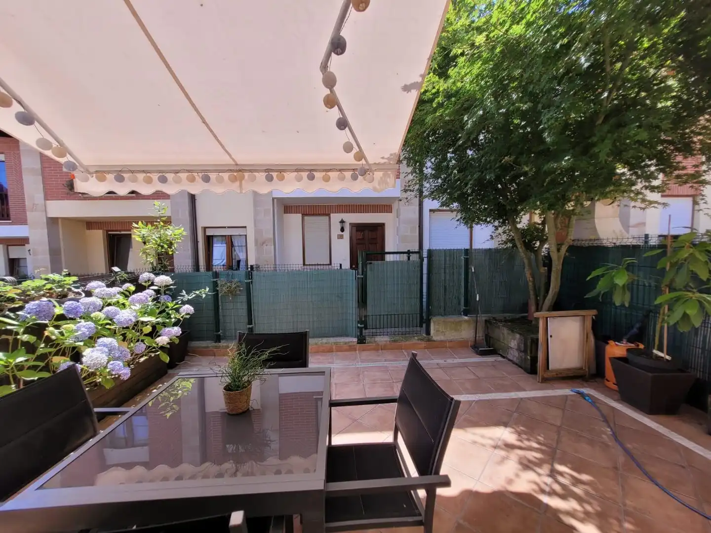 Casa a schiera con piscina in vendita a Barrio Salcedo 70A