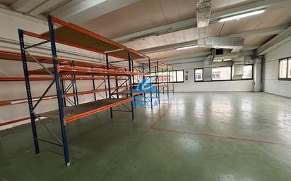 Industrial buildings to rent in Derio