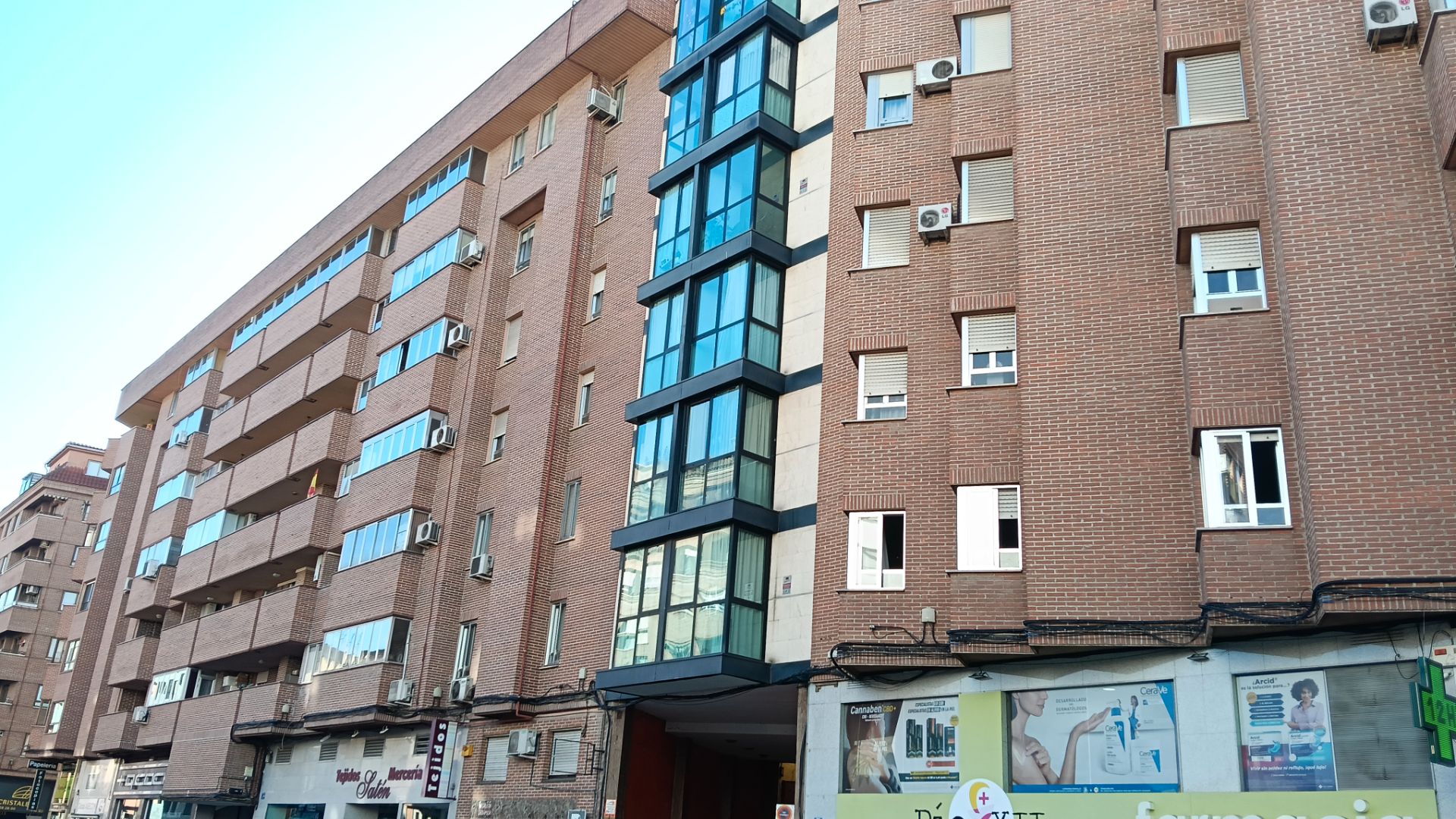 Vista exterior de Pis en venda en Talavera de la Reina amb Aire condicionat, Parquet i Moblat