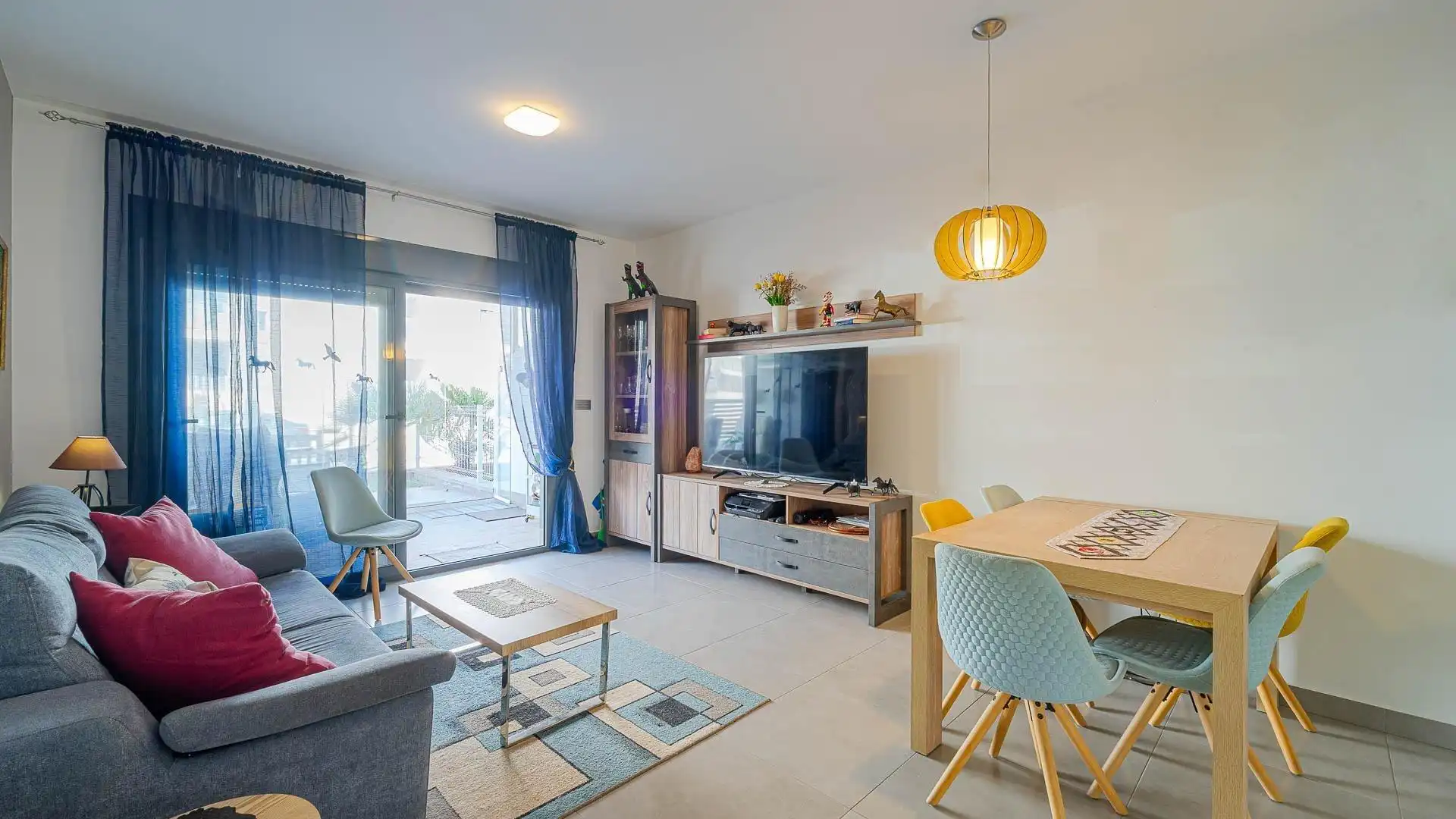 Sala de estar de Casa o chalet en venta en Pilar de la Horadada con Jardín privado, Trastero y Amueblado