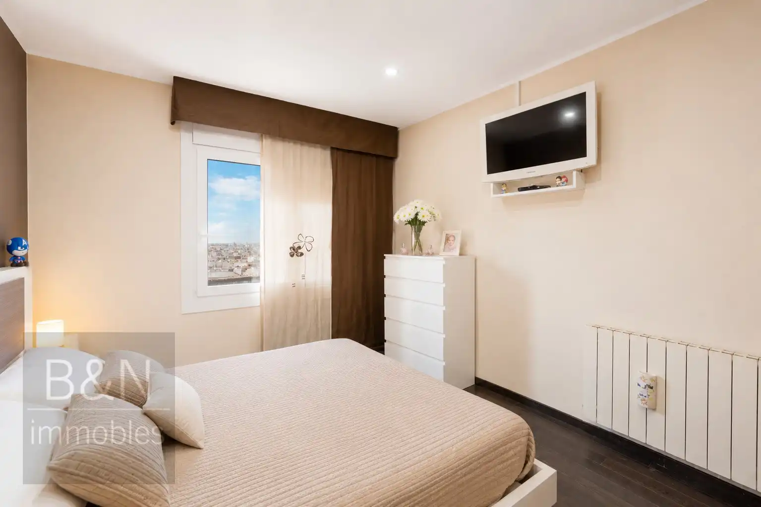 Habitación de Piso en venta en Terrassa con Aire acondicionado, Calefacción y Trastero