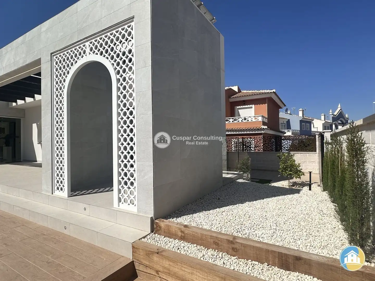 Chalet con piscina en venta en Doña Pepa, imagen 4
