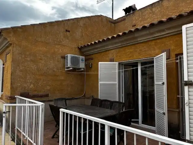 Terrasse von Country house zum Verkauf in Aledo mit Klimaanlage, Privatgarten und Schwimmbad