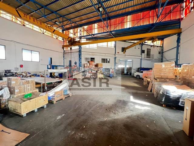 Nave industrial en Venta en Alquenència - Venècia