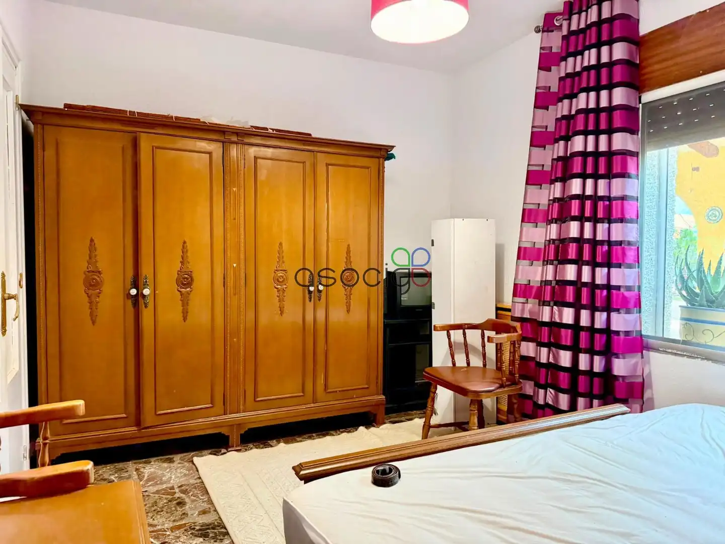 Dormitori de Casa o xalet en venda en Alovera amb Calefacció, Jardí privat i Terrassa