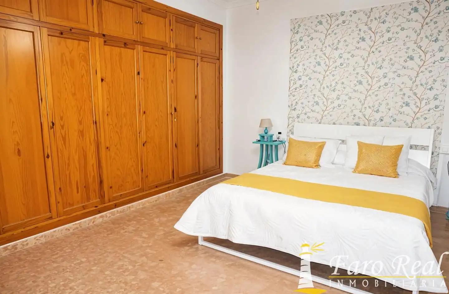 Dormitori de Finca rústica en venda en Sanlúcar de Barrameda amb Aire condicionat, Jardí privat i Terrassa