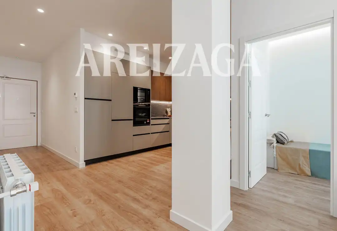Flat for sale in Donostia - San Sebastián   with Heating, Terrace and Balcony