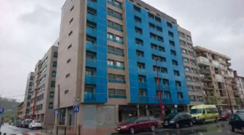 Außenansicht von Garage zum Verkauf in Barakaldo 