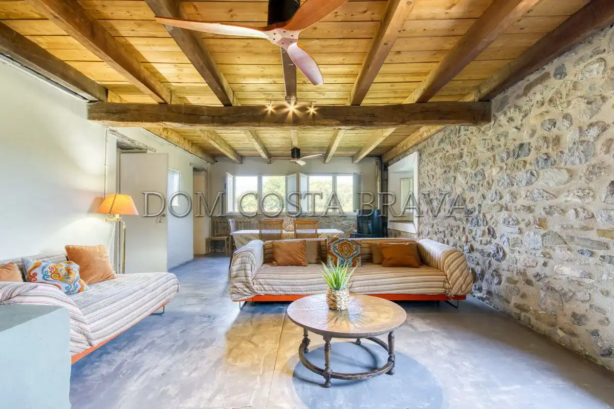 Sala de estar de Finca rústica en venta en Argelaguer con Jardín privado, Trastero y Amueblado