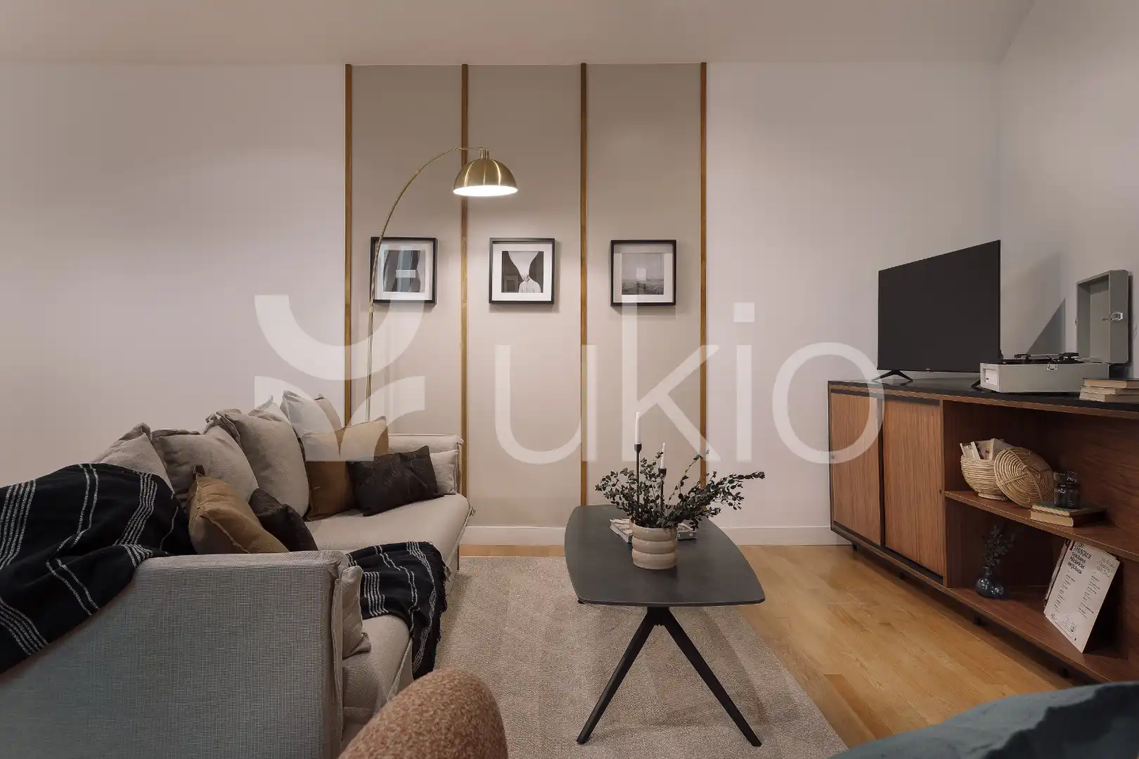 Sala de estar de Apartamento de alquiler en Madrid con Aire acondicionado, Calefacción y Amueblado