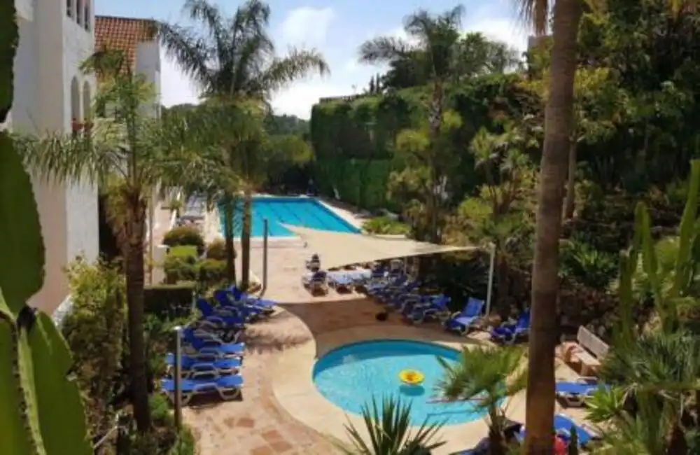 Piscina de Àtic de lloguer en Marbella amb Aire condicionat, Calefacció i Terrassa