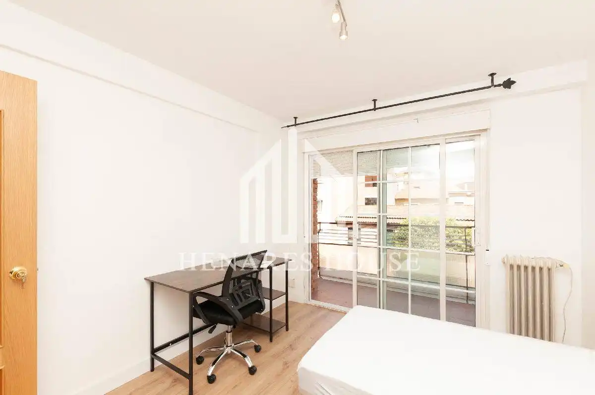 Wohnung mit Aufzug zur Miete in Barrio Venecia - Nueva Alcalá, imagen 7
