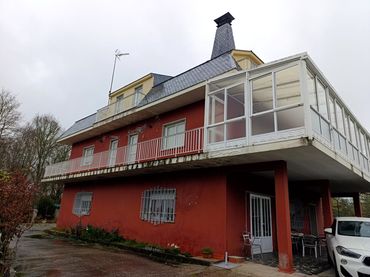 Xalet amb balcó en venda a O Saviñao