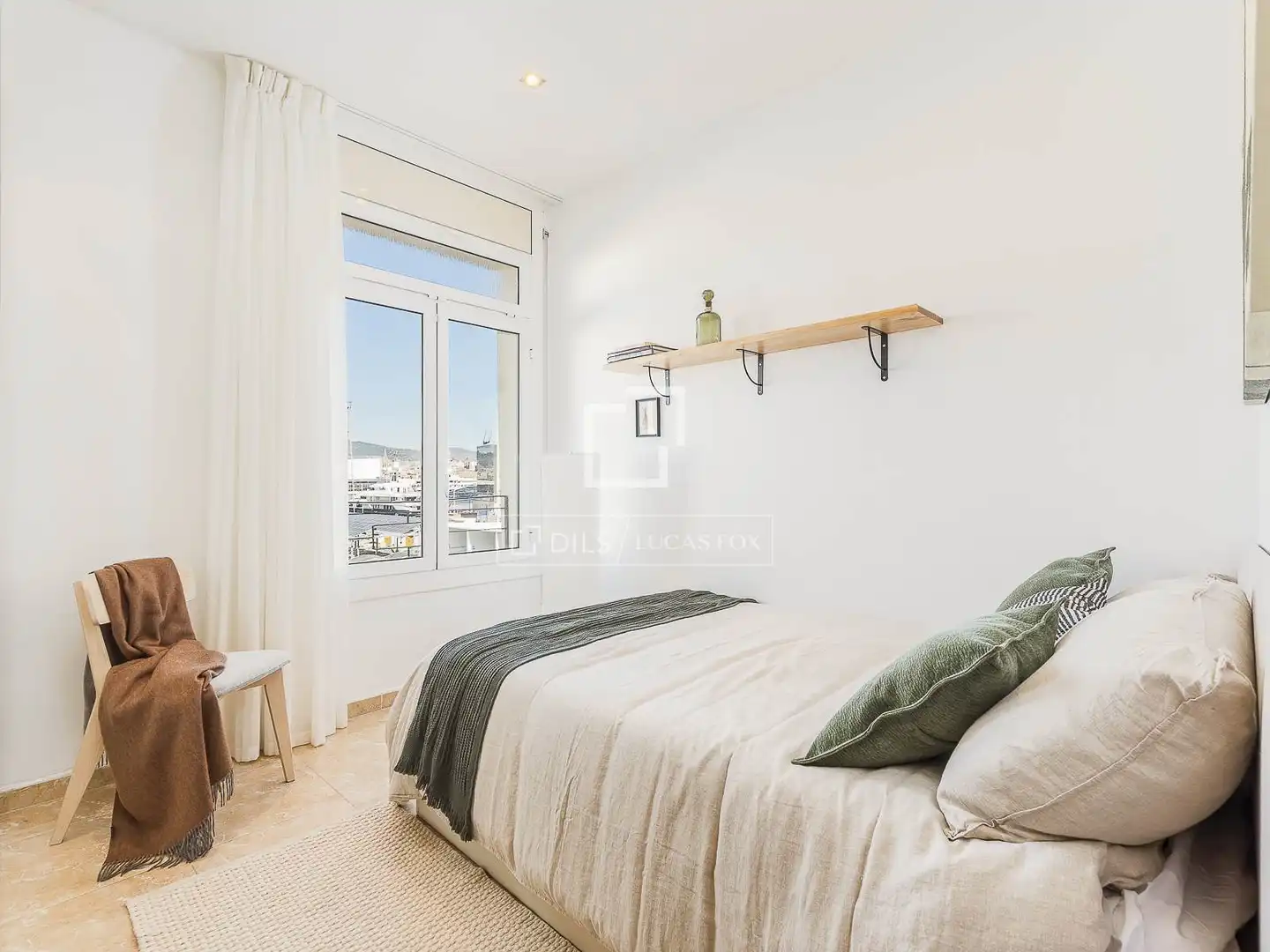 Habitación de Piso en venta en Barcelona con Aire acondicionado, Calefacción y Trastero