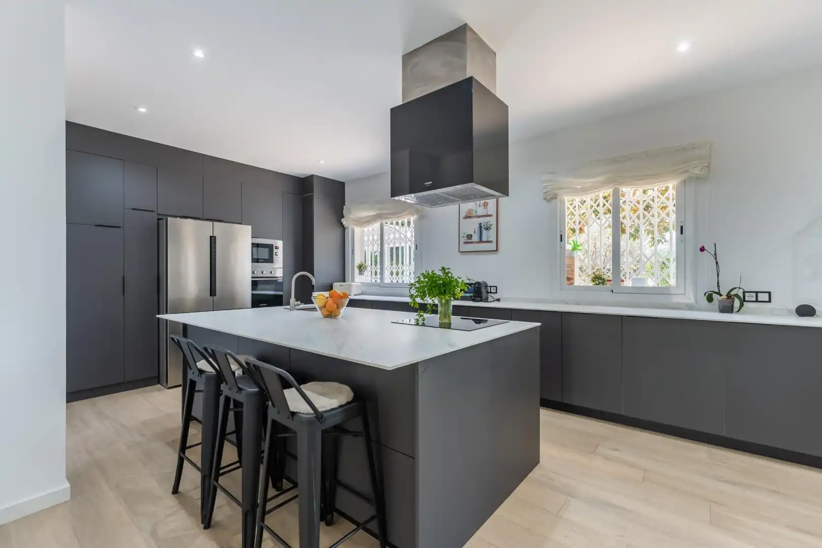 Cocina de Casa o chalet en venta en Vilanova del Vallès con Aire acondicionado, Calefacción y Jardín privado