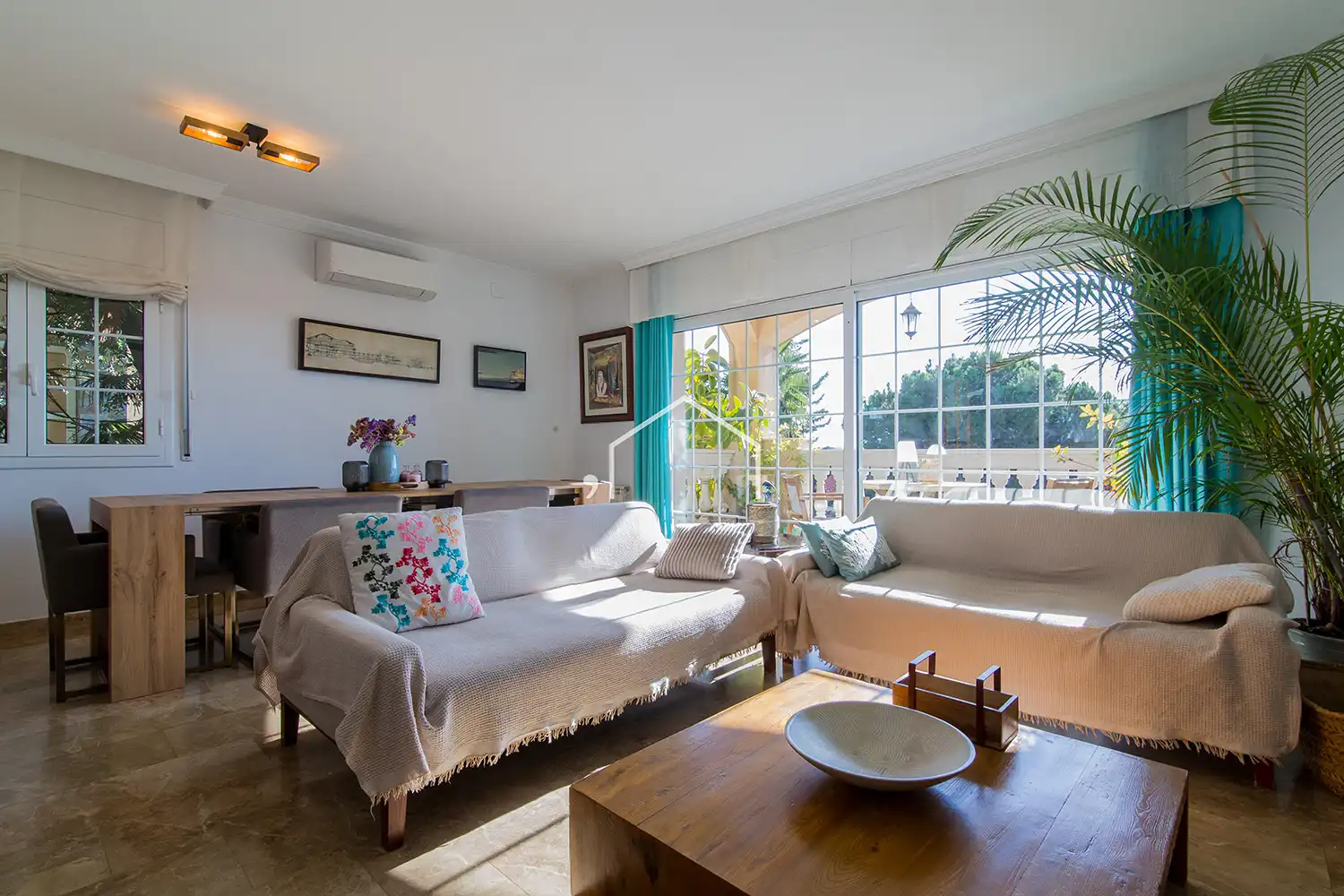 Wohnzimmer von Haus oder Chalet zum Verkauf in Teià mit Klimaanlage, Heizung und Privatgarten