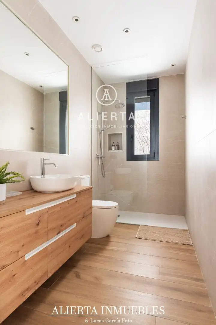 Baño de Casa o chalet en venta en Zaragoza con Aire acondicionado, Calefacción y Trastero