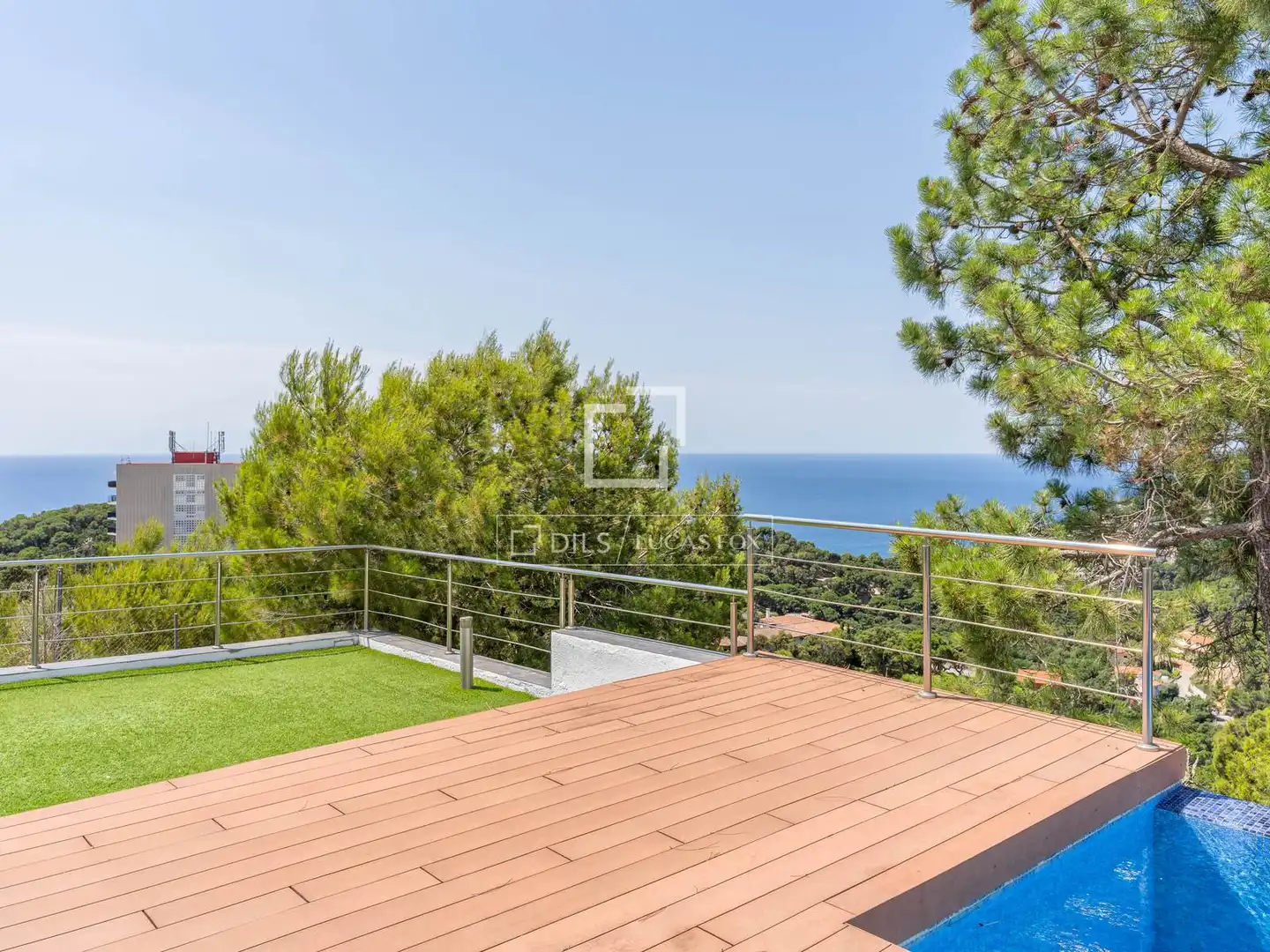 Terrasse von Haus oder Chalet zum Verkauf in Lloret de Mar mit Klimaanlage, Privatgarten und Terrasse