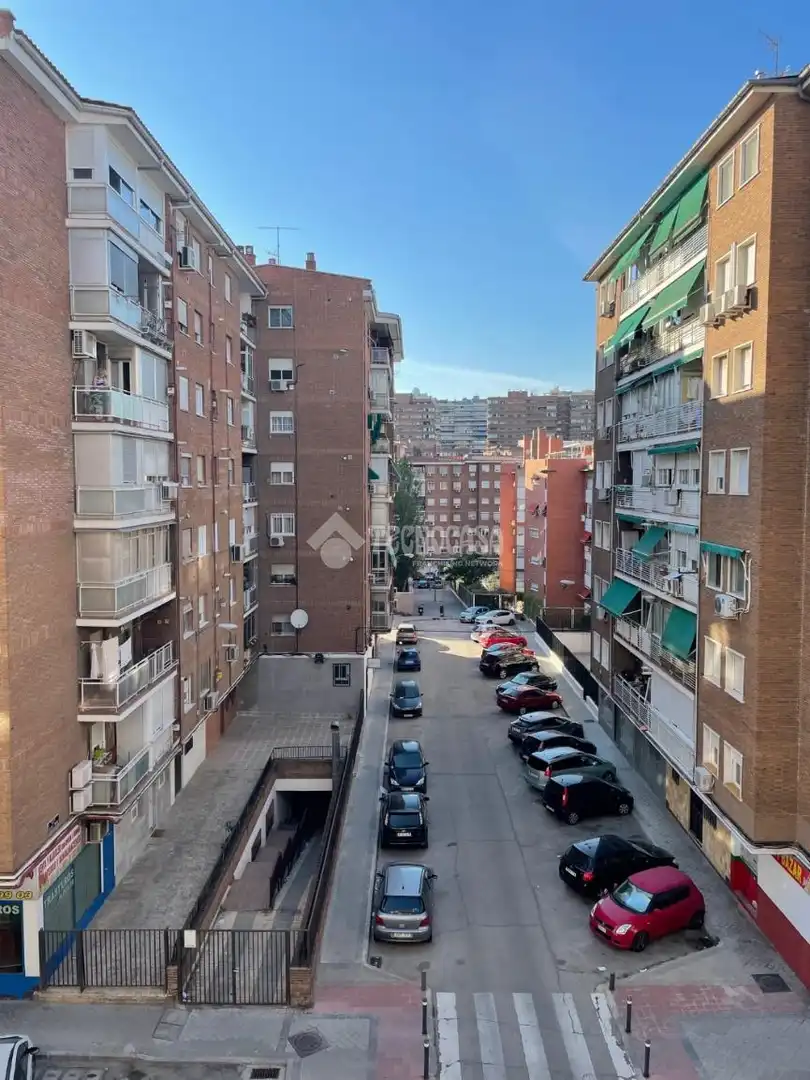 Exterior view of Study for sale in Madrid