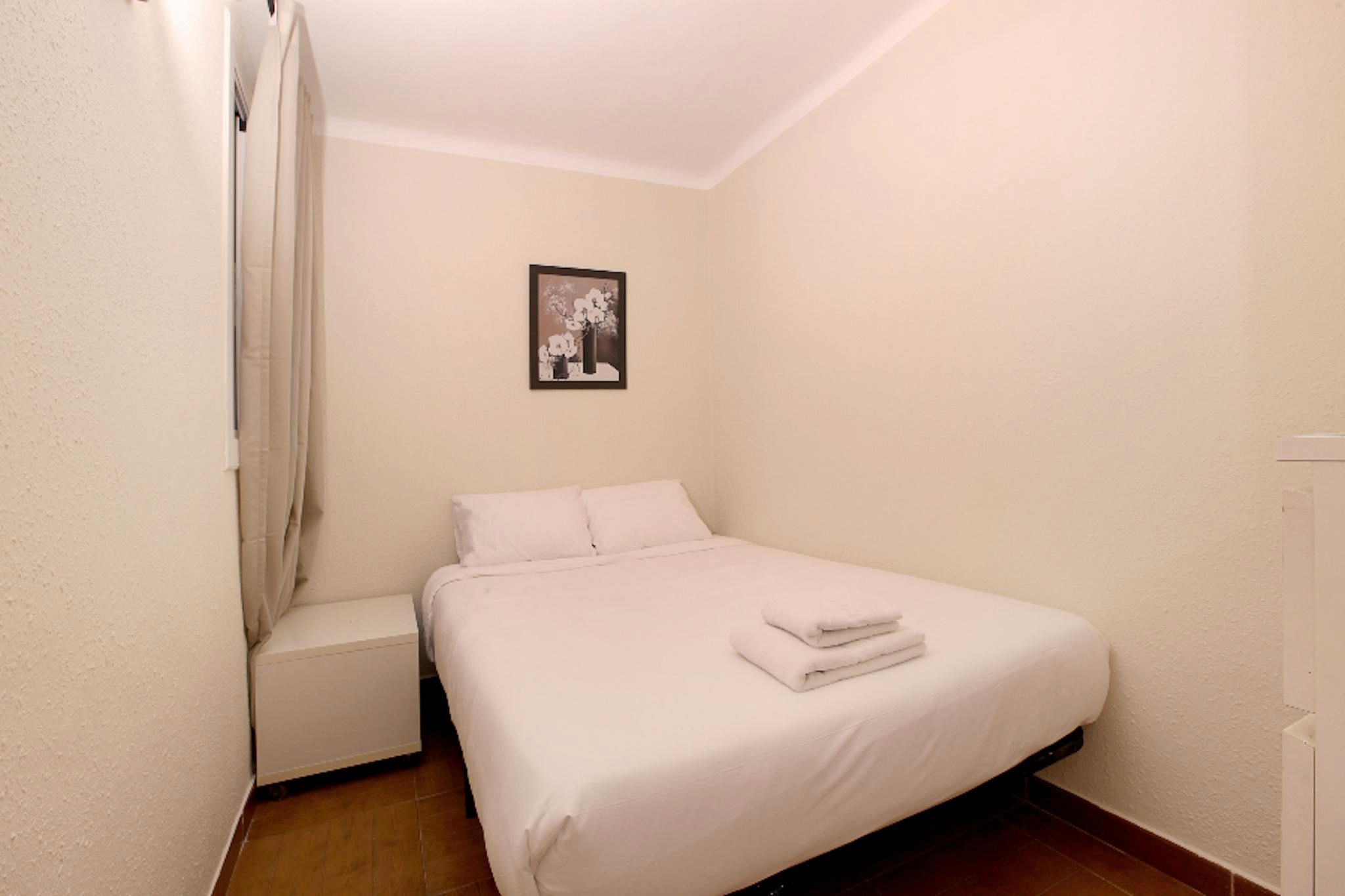Bedroom of Flat to rent in  Barcelona Capital  with Furnished, Washing machine and TV