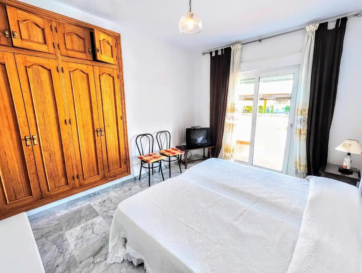 Dormitori de Casa o xalet en venda en Benalmádena amb Aire condicionat, Jardí privat i Terrassa